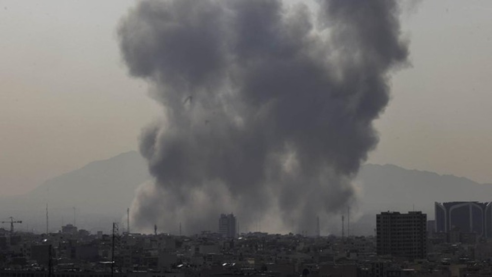 Israel Serang Iran, Sejumlah Rudal Meluncur ke Ibu Kota Teheran