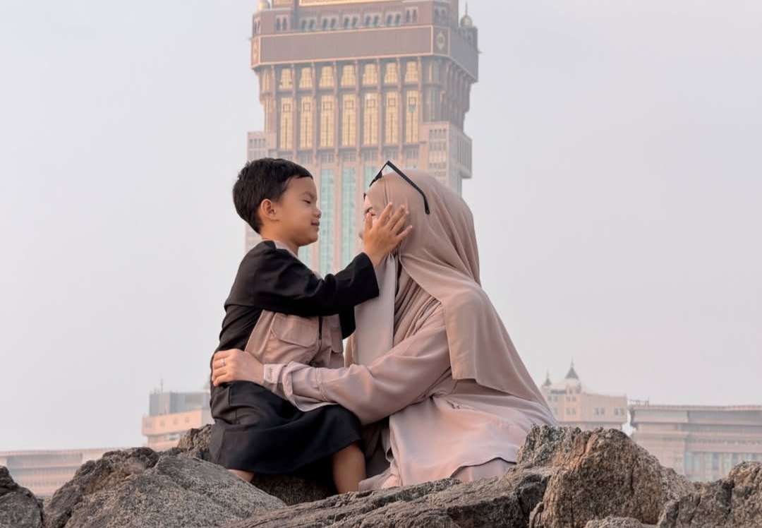 Terseret Kasus Akses Ilegal dari Laporan Inara Rusli, Wardatina Mawa Dicecar 27 Pertanyaan Oleh Penyidik