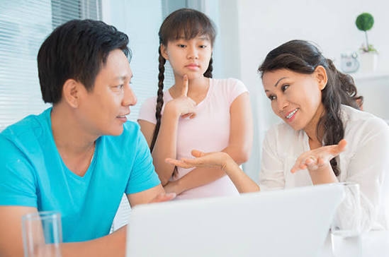 Bagaimana Cara Menghadapi Perbedaan Pendapat dalam Keluarga Menurut Islam?