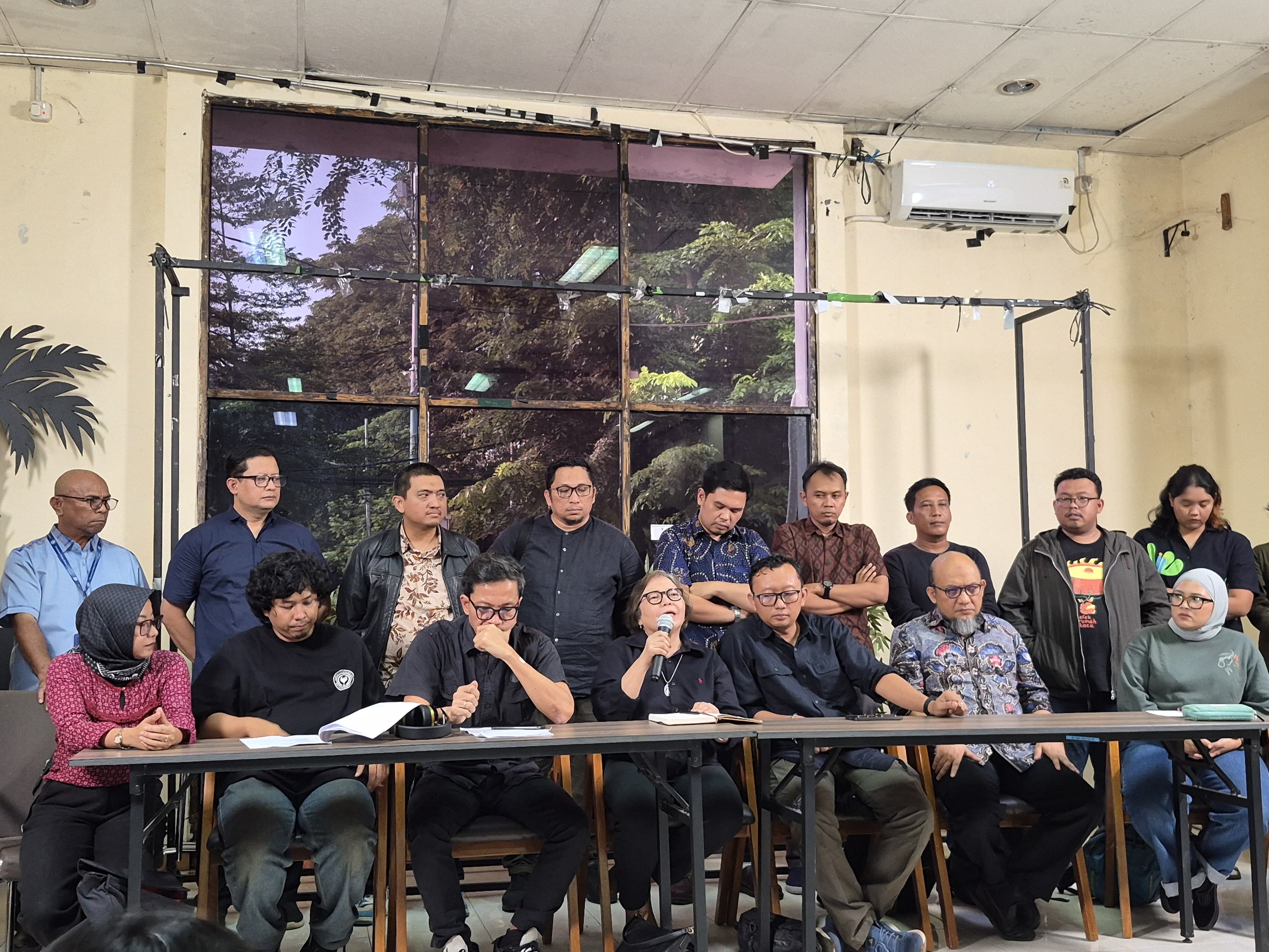 KontraS Temukan 16 Rekaman CCTV Terkait Penyiraman Air Keras terhadap Aktivis Andrie Yunus