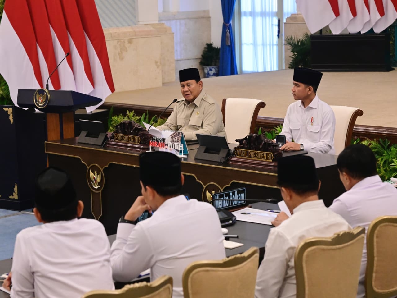 Prabowo Ingatkan Jajaran Kabinet: Open House Lebaran Jangan Dirayakan Mewah-mewahan