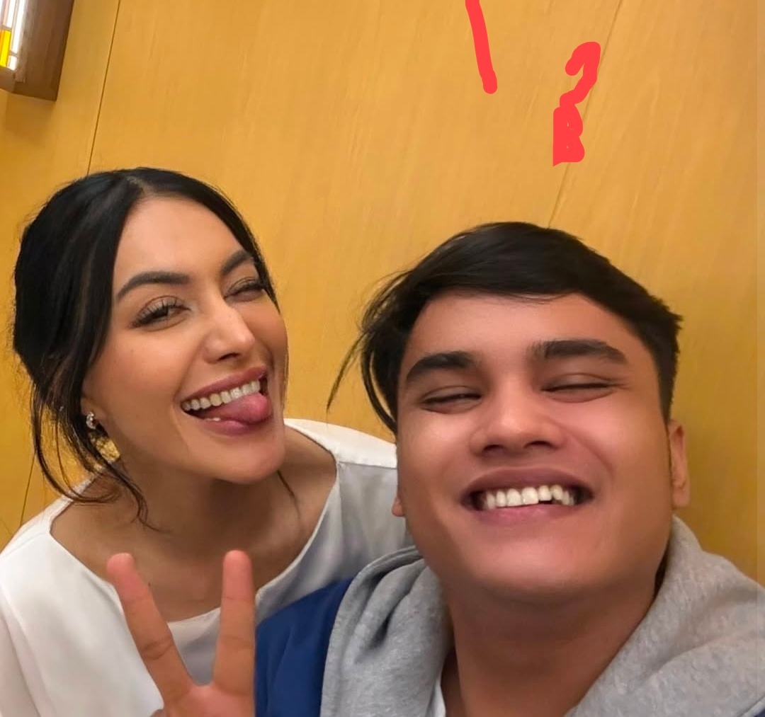 Akhiri Perseteruan, Denada Foto Bareng Ressa: Alhamdulillah