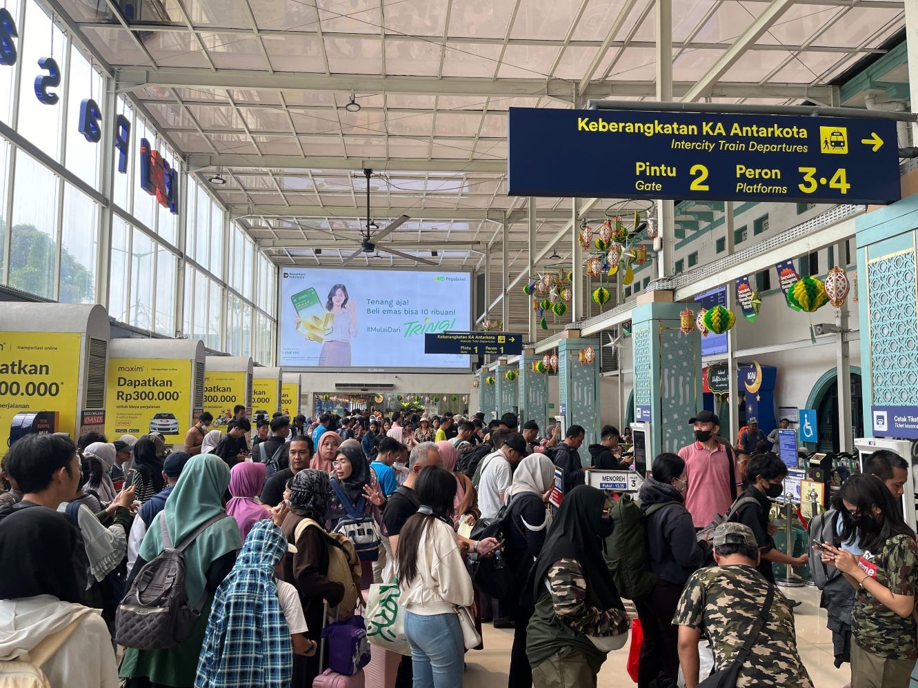 Rekor Baru, Tiket KAI Terjual Lebih dari 4,49 Juta Kursi di Periode Lebaran 2026