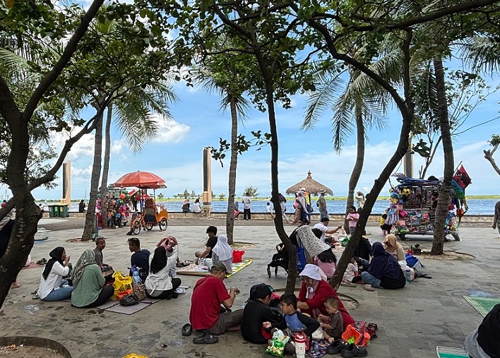 Diserbu 64 Ribu Pengunjung, Ancol Jadi Primadona Libur Lebaran 2026