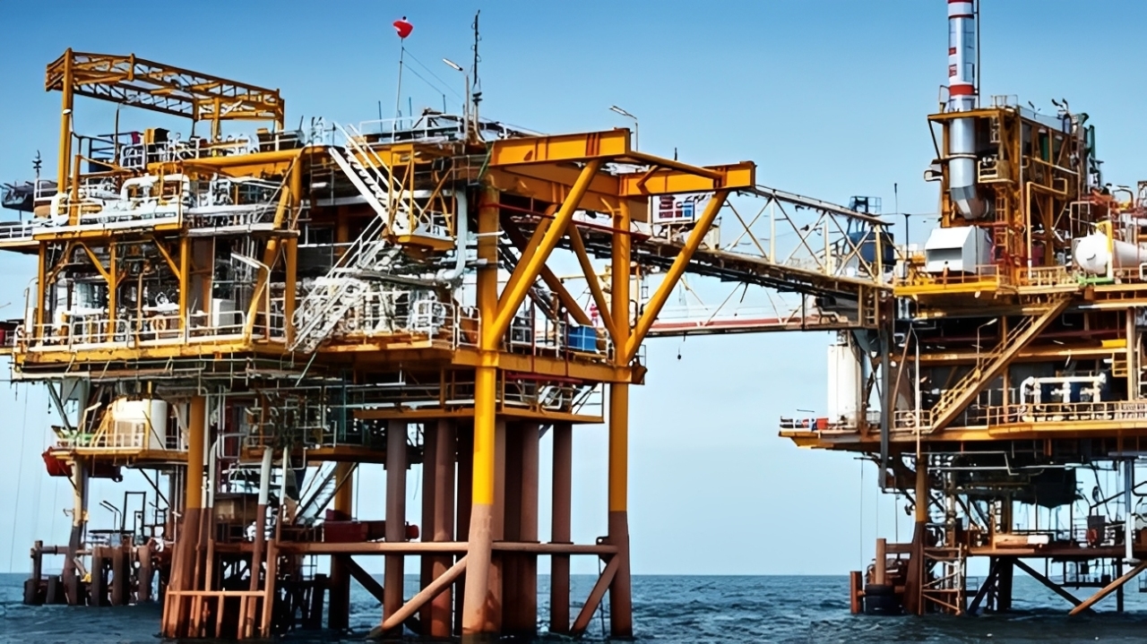 Bandingkan Kinerja Eni dan Inpex di Blok Migas, Bahlil: Eni Kerja Dulu Baru Lapor