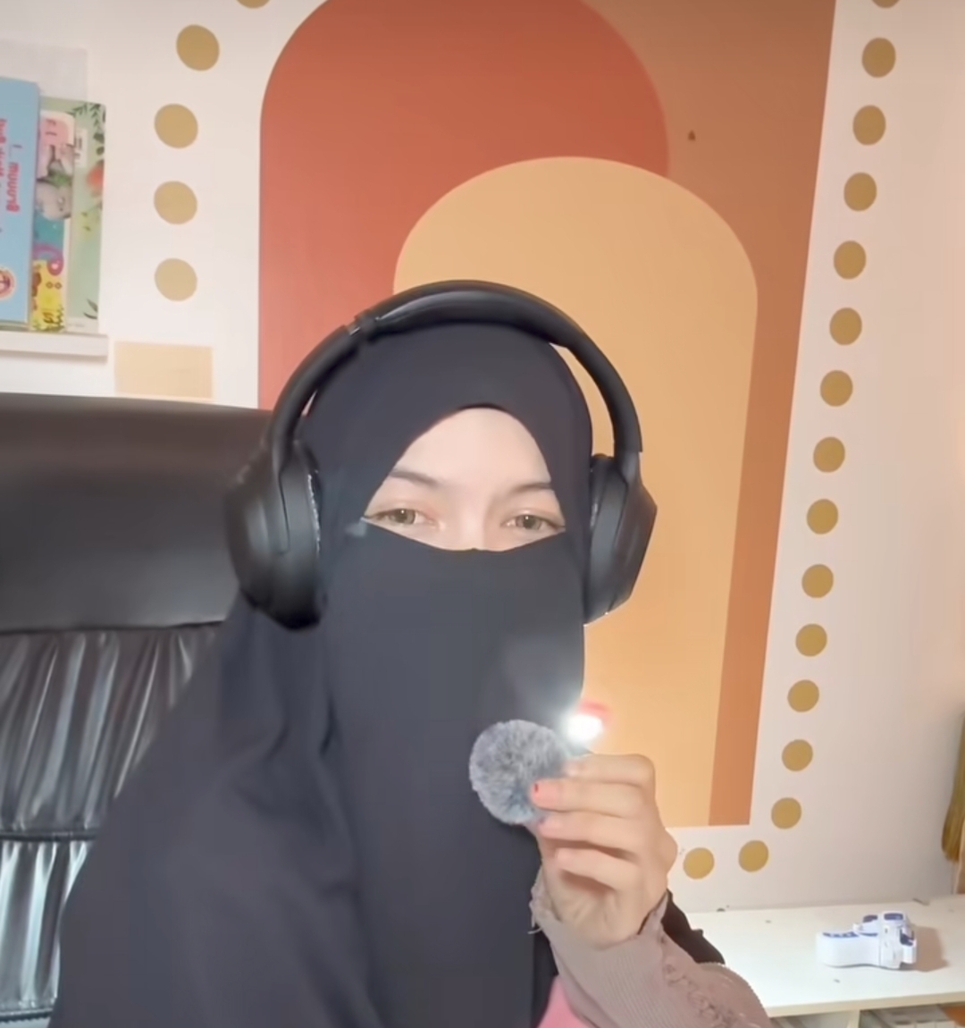 Bukan Sekadar Baju, Alasan Wardatina Mawa Pakai Gaun Nikah di Pengadilan Agama