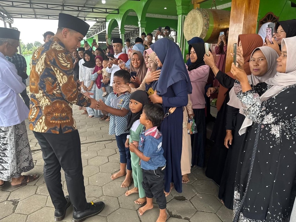 Jalin Silaturahmi dengan Ketua PCNU Karanganyar, Wapres Gibran Bahas Isu Strategis Nasional hingga Perang Iran