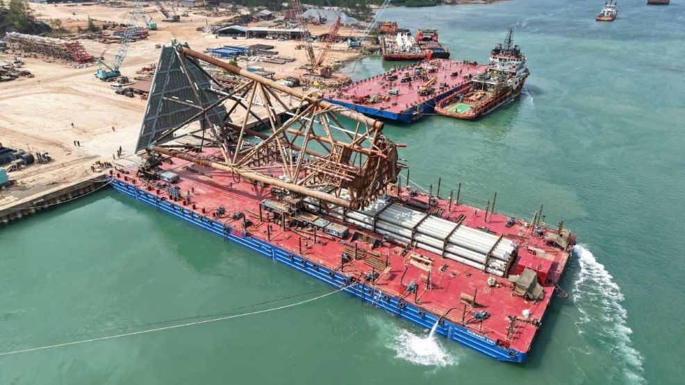 PHM Tuntaskan Load Out Jacket Manpatu, Target Produksi Kian Dekat