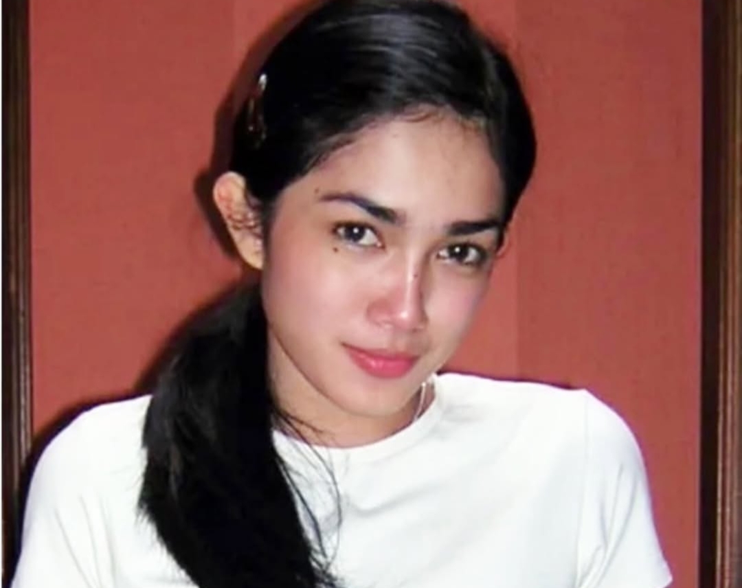 Lepas Masa Lalu, Ussy Sulistiawaty Buang Tahi Lalat Ikoniknya