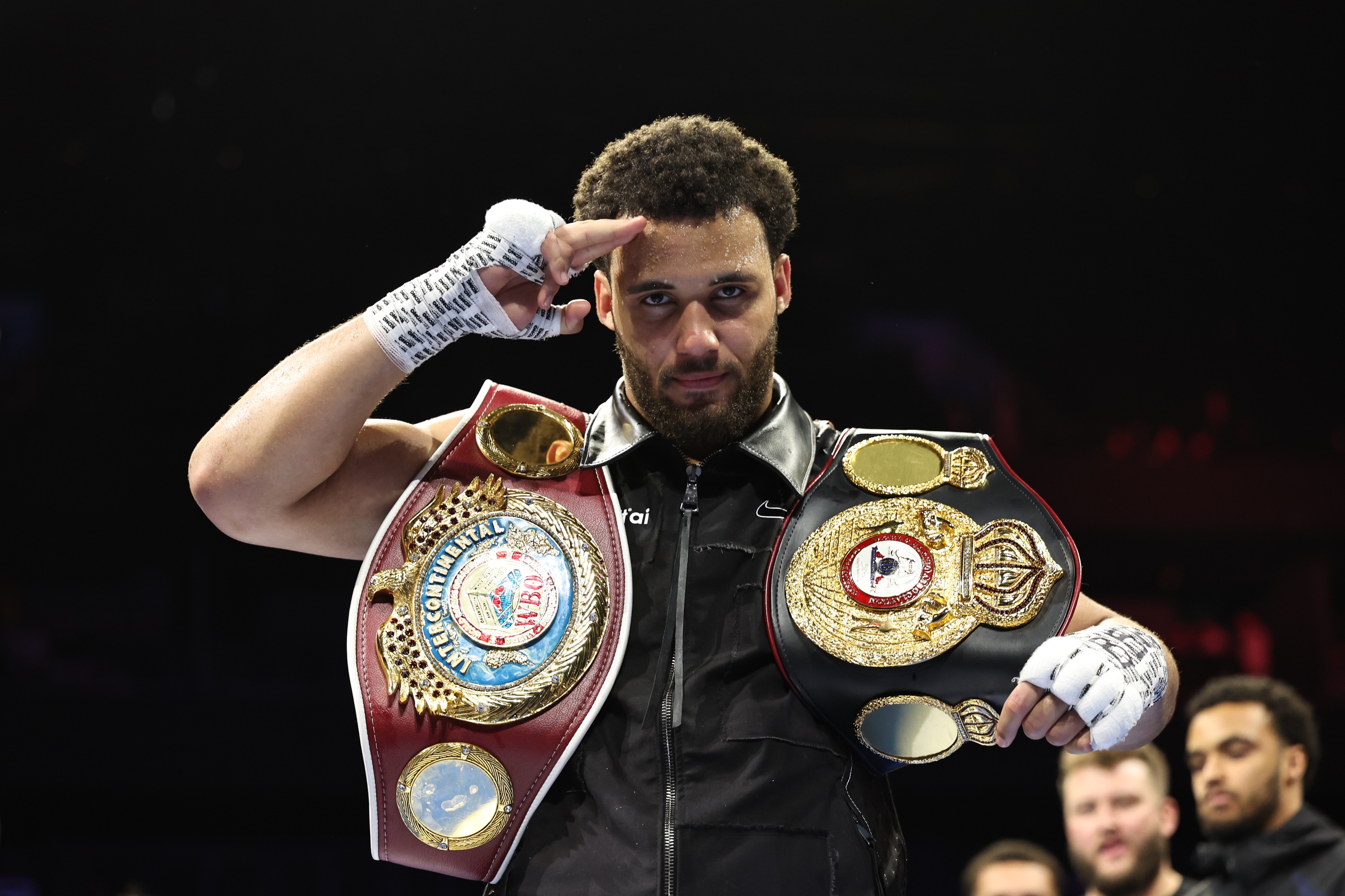 Moses Itauma Jadi Penantang Wajib Juara Dunia Kelas Berat Usai Kanvaskan Jermaine Franklin