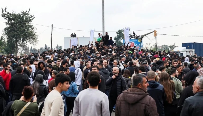 Ribuan Warga Suriah Gelar Aksi Tolak Eksekusi Mati Tahanan Palestina 