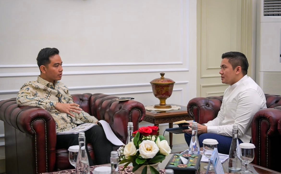 Pertemuan 1,5 Jam Seskab Teddy dan Wapres Gibran, Ini yang Dibahas