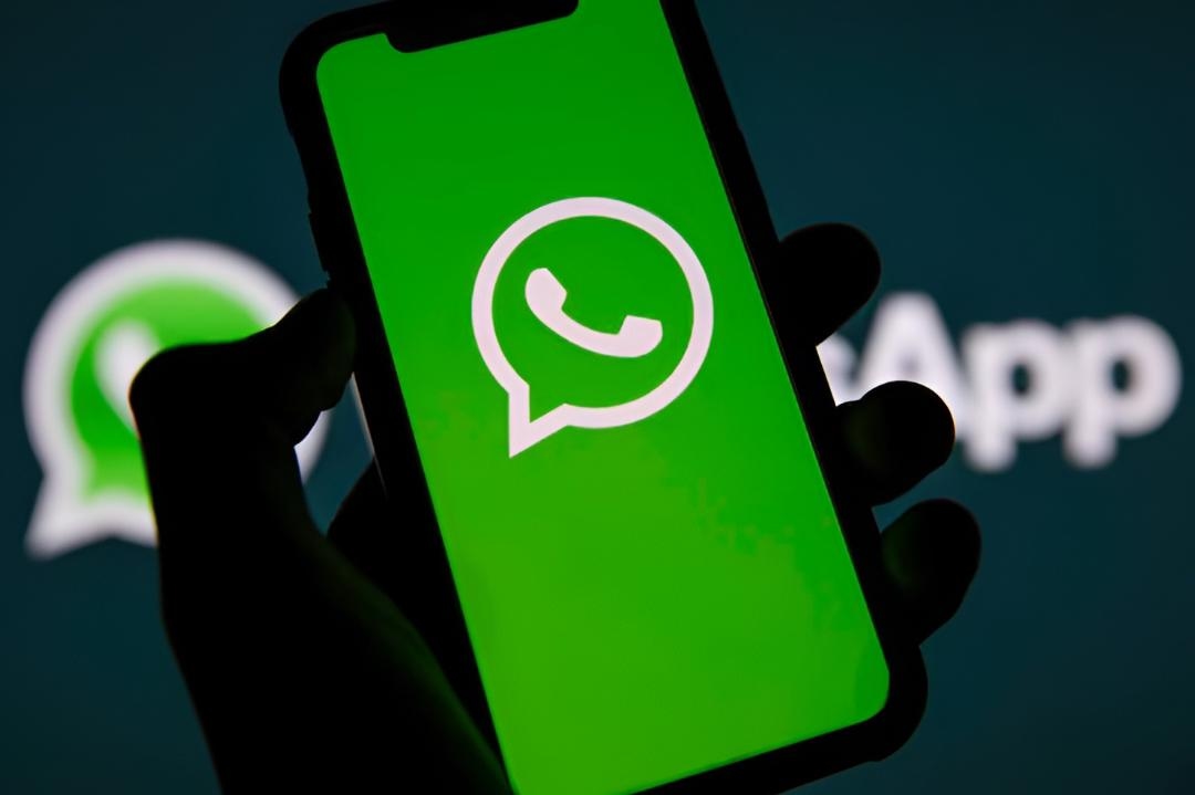 WhatsApp Peringatkan Ancaman Aplikasi Palsu, Ratusan Pengguna iPhone Terinfeksi Spyware