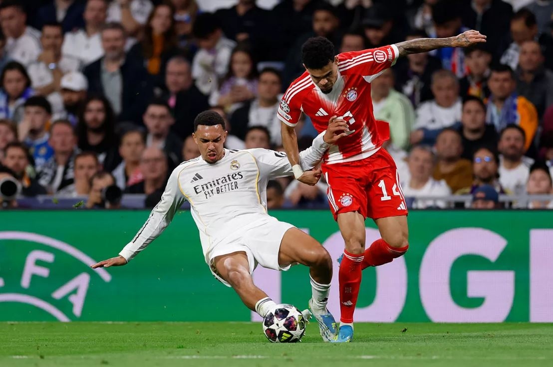 Roy Keane Sebut Cara Bertahan Trent Alexander-Arnold 'Kekanak-kanakan' Lawan Bayern Munchen