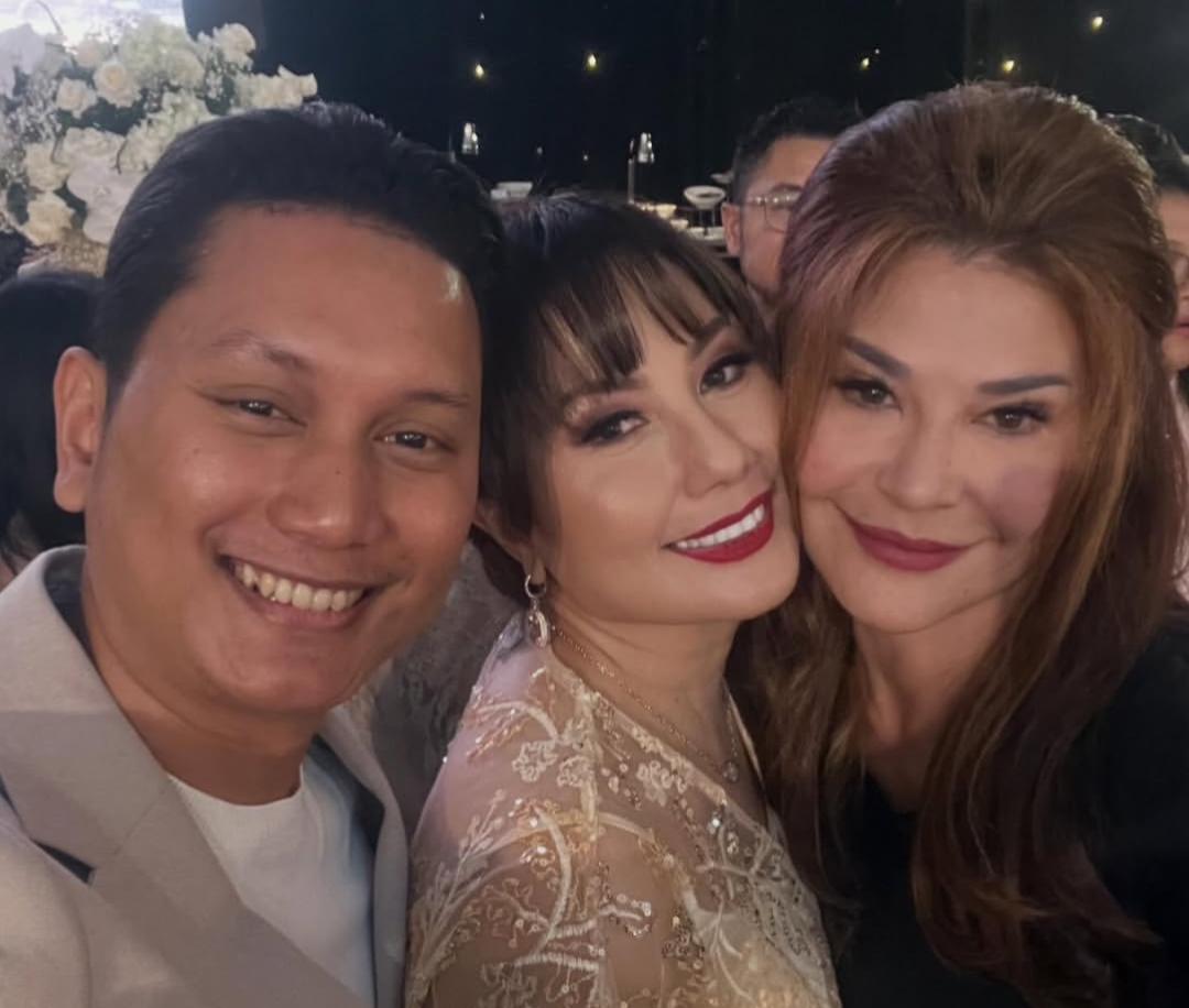 Irit Bicara, Enggak Pakai Seragam, Tamara Bleszynski Hanya Ucapkan Satu Kata Ini di Hari Bahagia Teuku Rassya