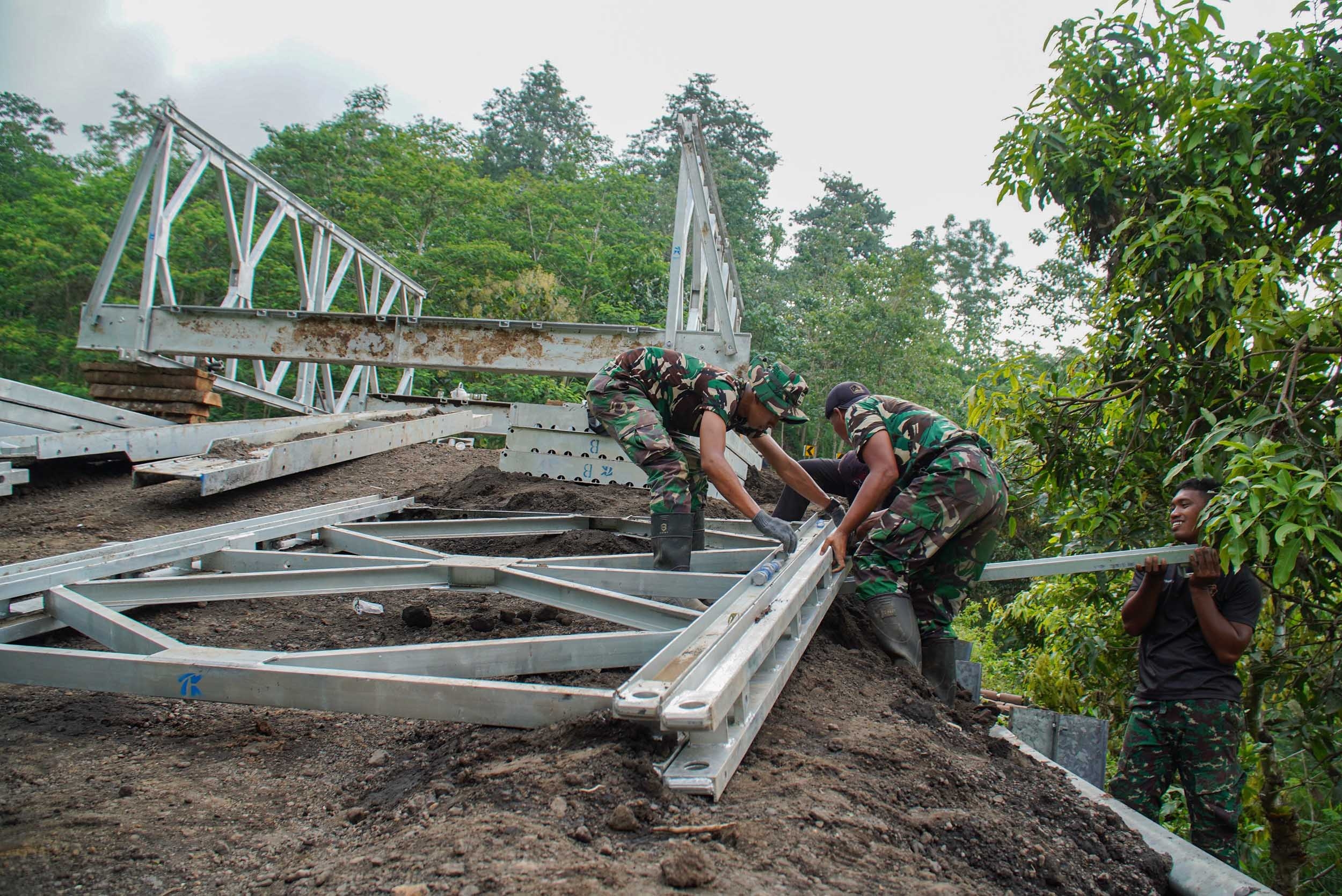 Survei Cyrus: 73,8 Persen Publik Puas Kinerja Pemerintah Tangani Bencana di Sumatera