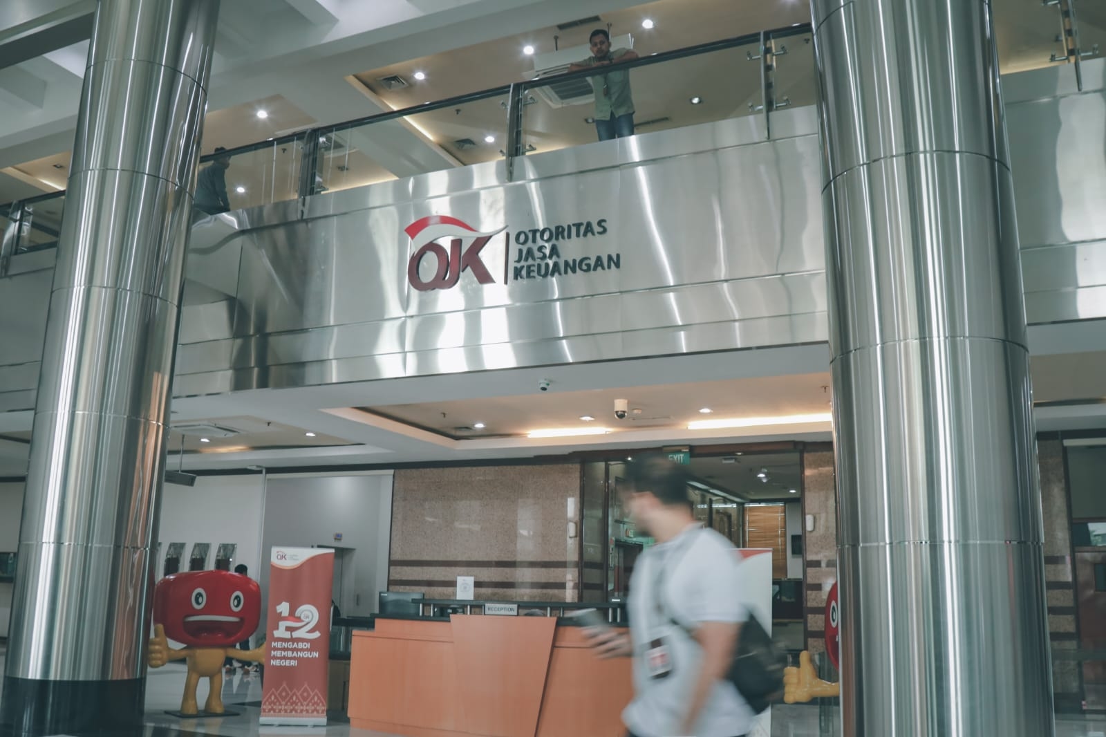 OJK Pacu Pasar Derivatif dan ESG, Target Obligasi Naik 55 Persen