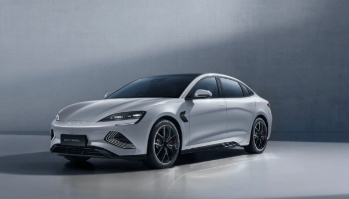 7 Rekomendasi Mobil Listrik Terbaik untuk Perjalanan Jauh 2026, Irit dan Tangguh