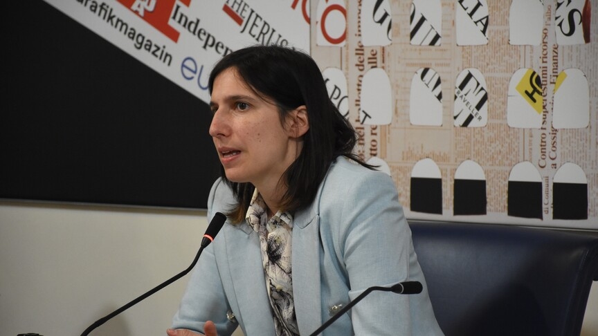 Lupakan Permusuhan Politik, Pemimpin Oposisi Italia Membela PM Italia dan Mengecam Trump 