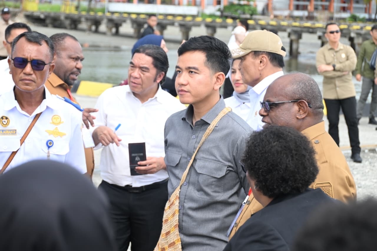Tinjau Pelabuhan Nabire, Gibran Dorong Penguatan Infrastruktur Logistik Papua Tengah