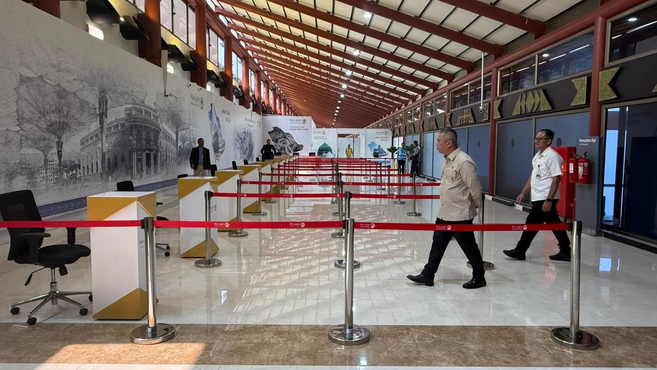 Menhub Dudy Cek Terminal 2F, 525 Kloter Haji Siap Terbang