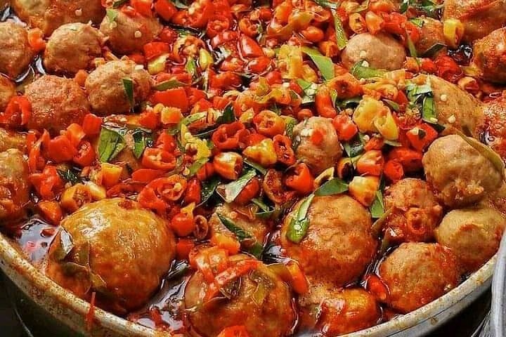 Pentol Ceker Begal Viral, Ekspresi Pembeli Saat Kepedasan Jadi Daya Tarik