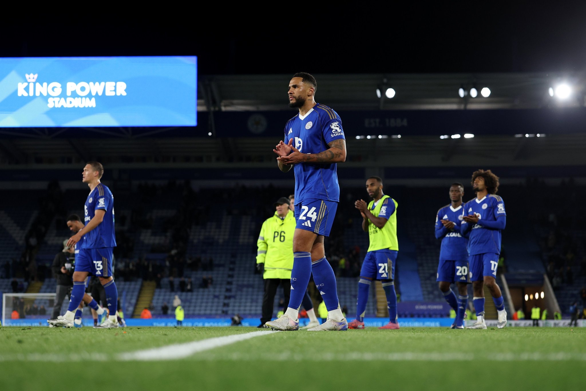 Turun ke Kasta Ketiga Satu Dekade Setelah Juara Liga Primer, Ada Apa dengan Leicester City?