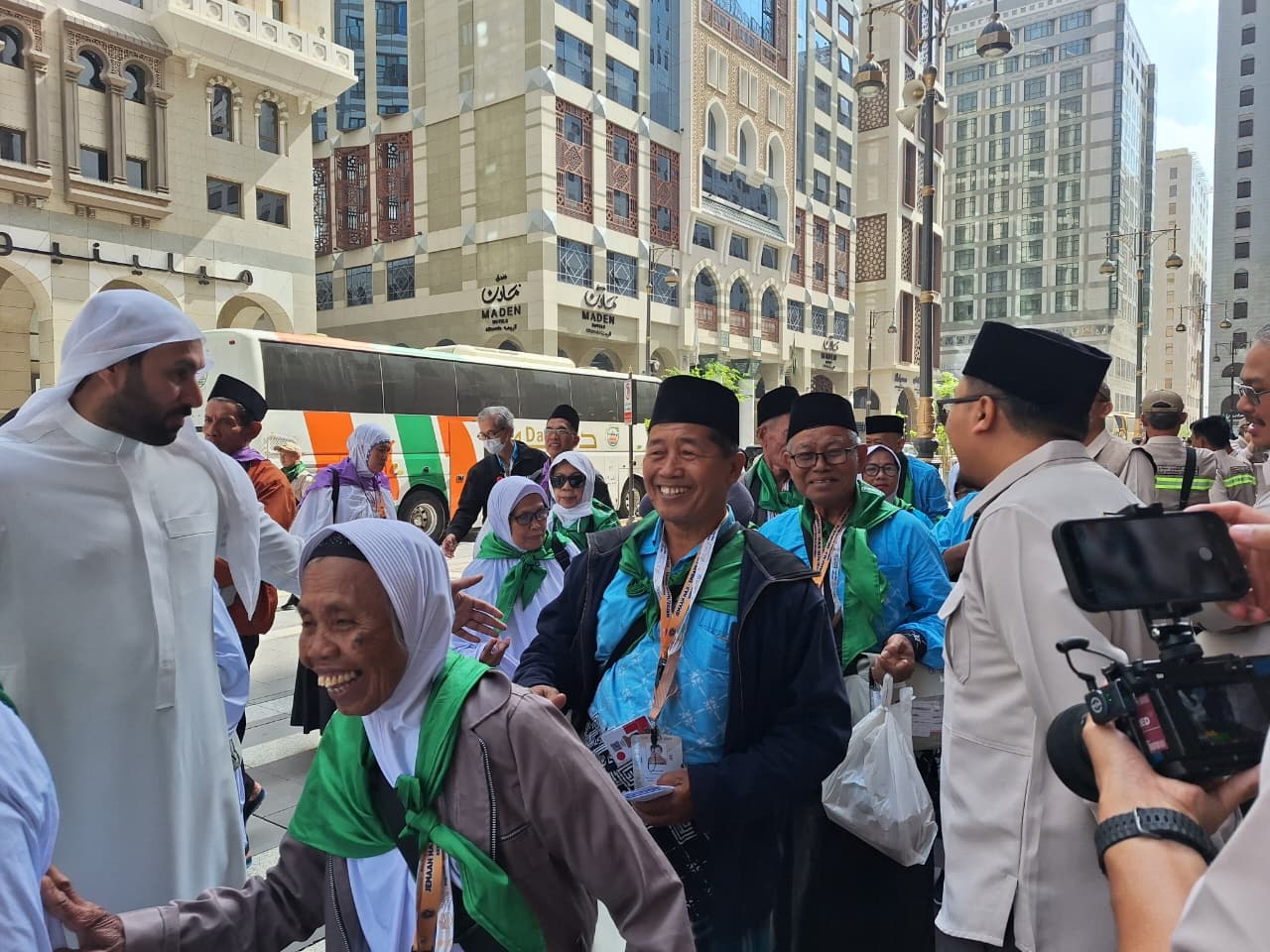 Tertib dan Lancar, Tiga Kloter Perdana Jemaah Haji Indonesia Tiba di Madinah