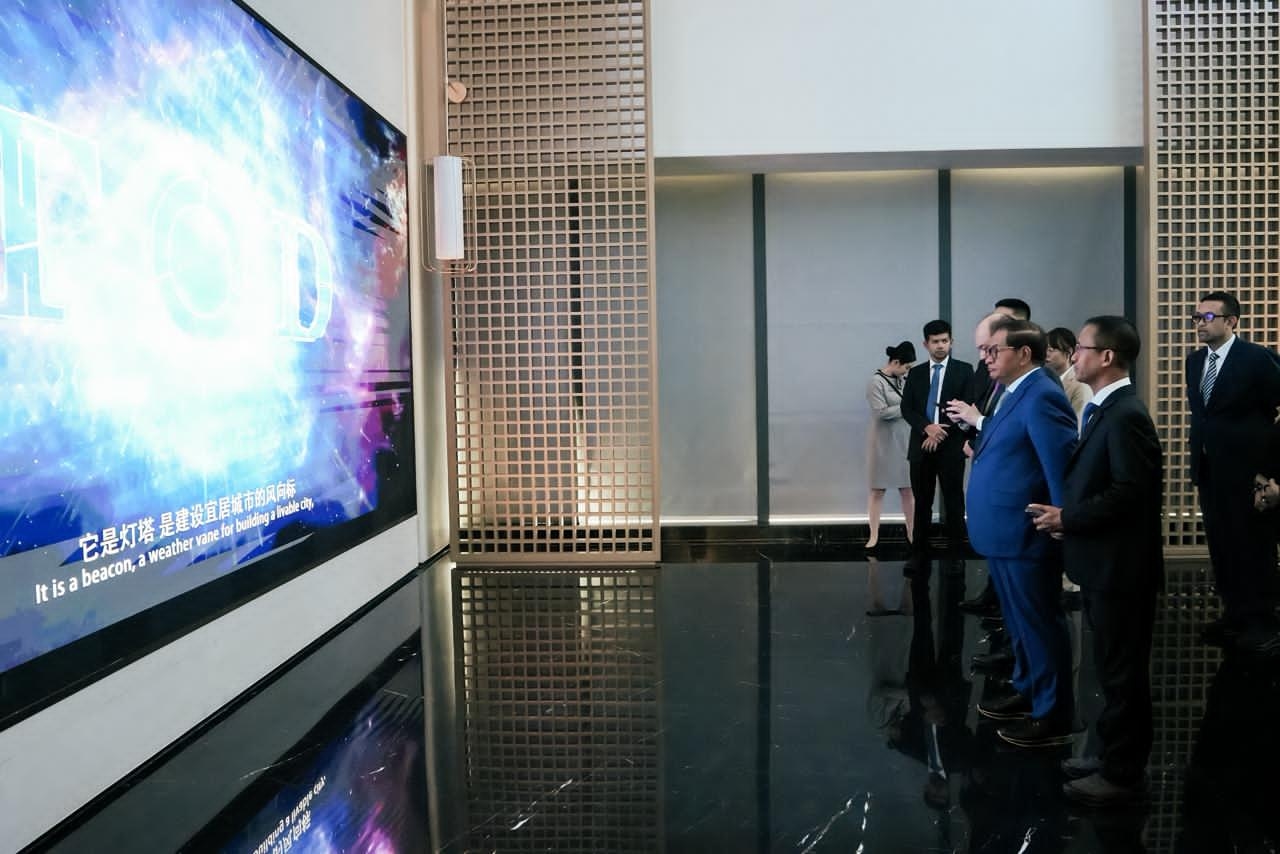 Pramono Mau MRT Jakarta Seperti di Shenzen, Bisa Layani Jutaan Penumpang per Hari