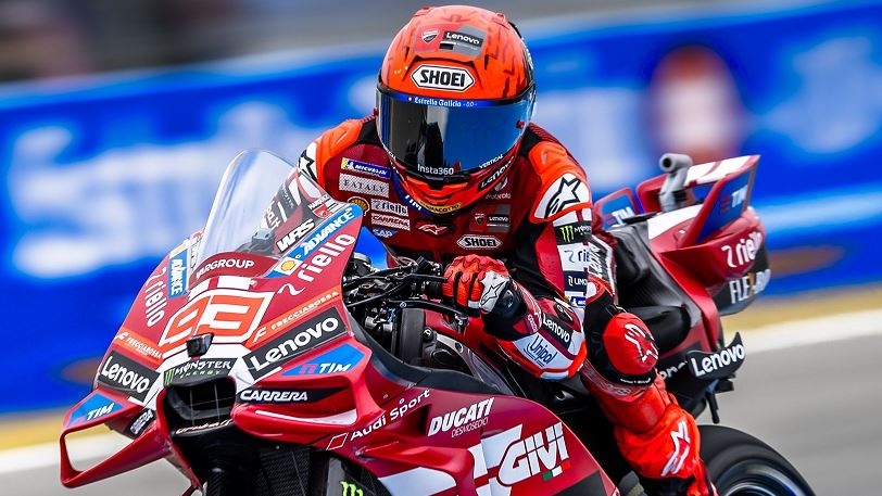 MotoGP Spanyol: Marc Marquez Juara Sesi Sprint setelah Jatuh, Veda Ega Start ke-17