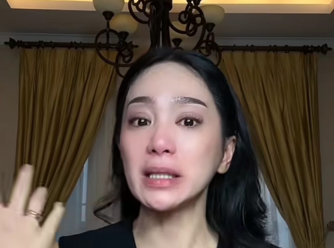 Ayah Bunga Zainal Meninggal Dunia Usai Berjuang Melawan Kanker