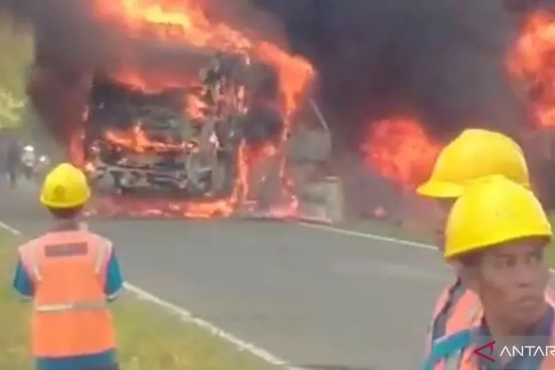 Kecelakaan Bus ALS vs Truk Tangki di Sumsel, Kemenhub Perlu Audit Menyeluruh Keselamatan Transportasi