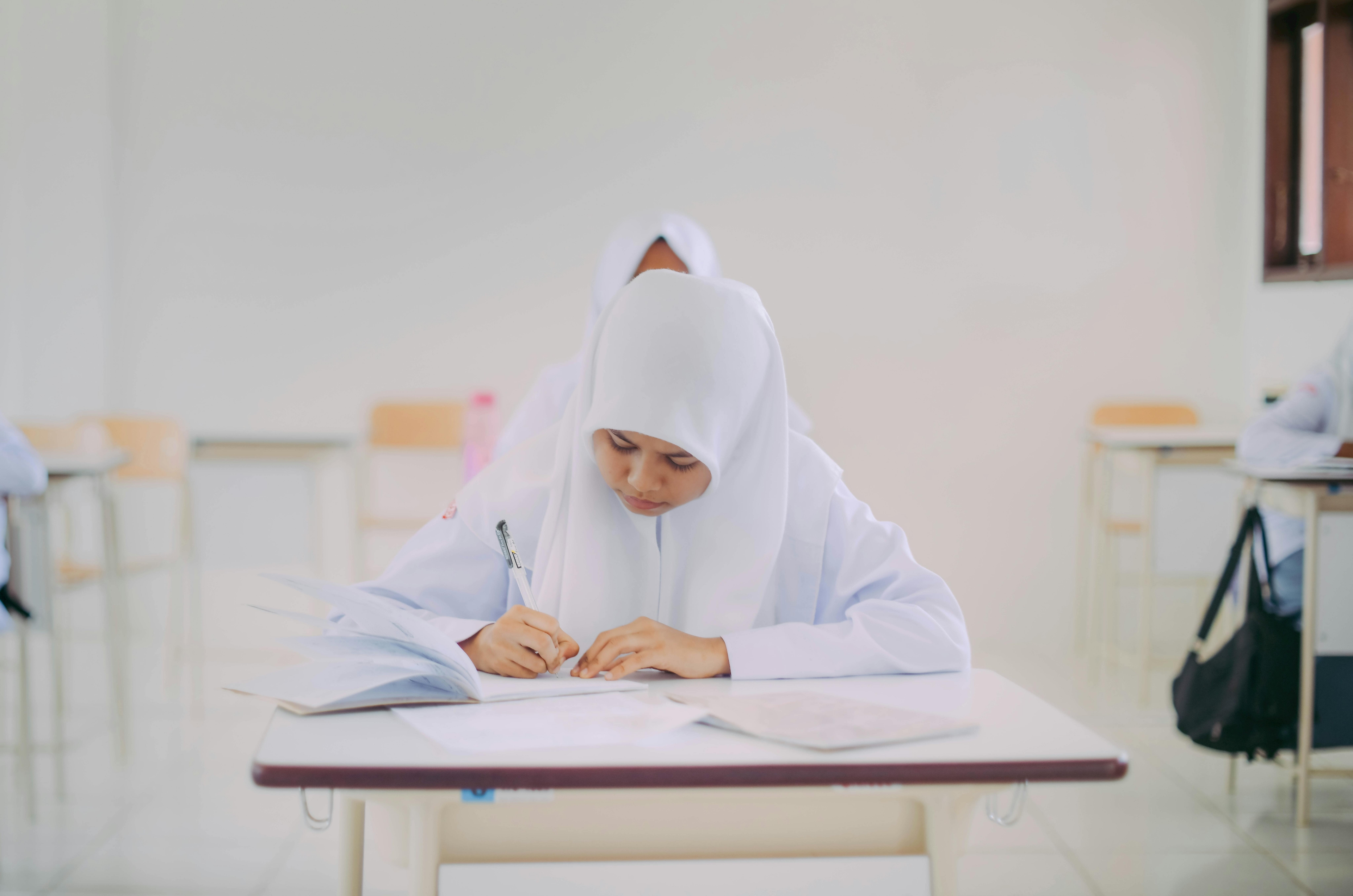 Diskriminasi Pendidikan terhadap Perempuan dan Dampaknya 