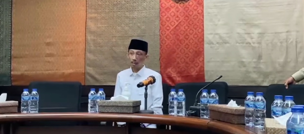 Ketahuan Main Game dan Merokok Saat RDP, Anggota DPRD Jember Disanksi Partai