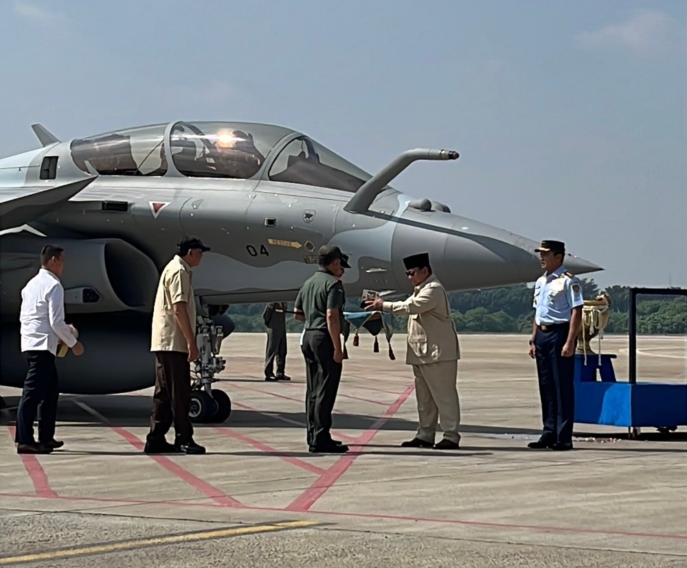 Presiden Prabowo Serahkan Jet Tempur Rafale, Dassault Falcon 8X dan Airbus A400M kepada TNI