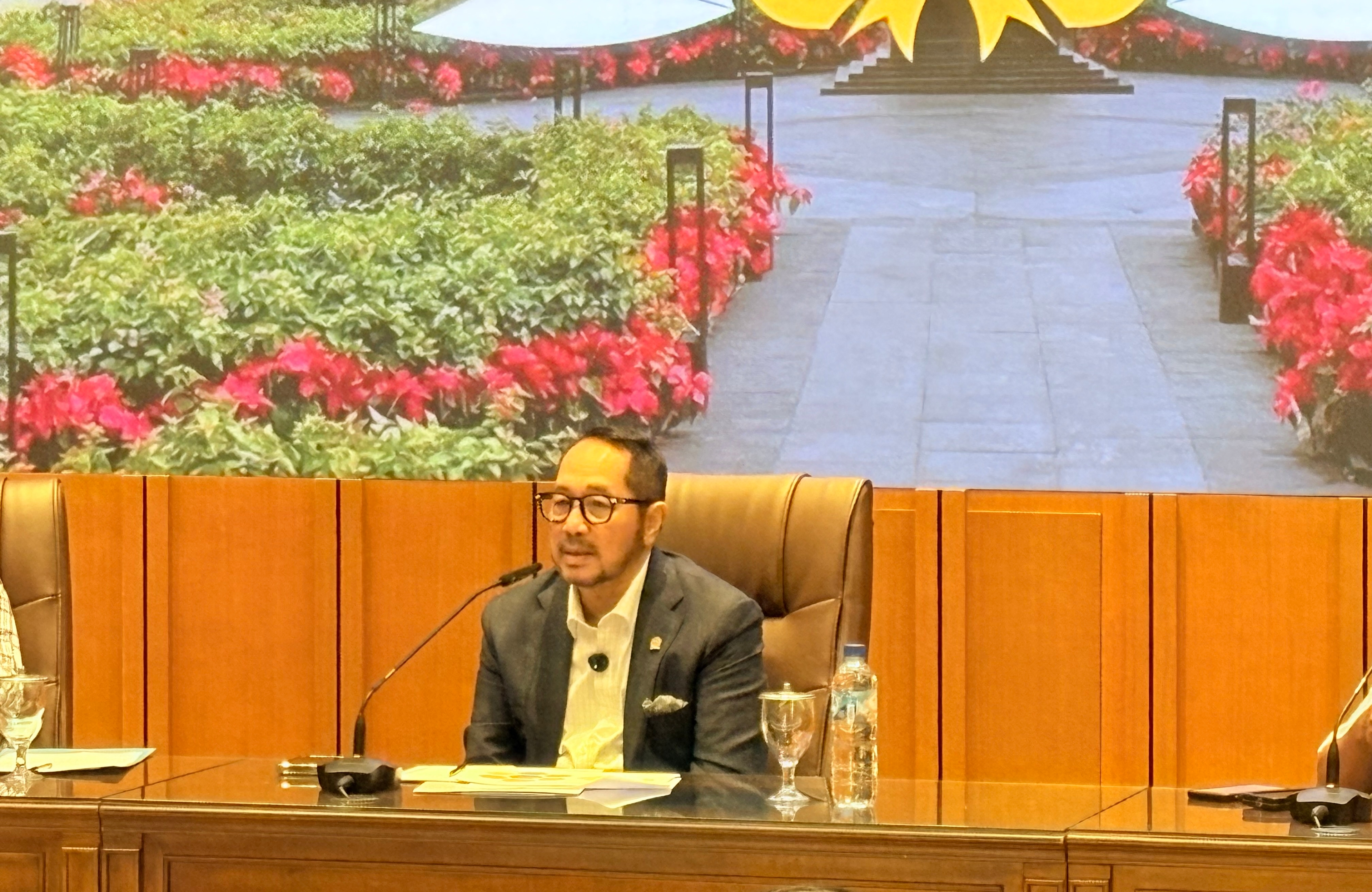 DPR Ingatkan Bahaya Ketergantungan Impor di Tengah Geopolitik Global