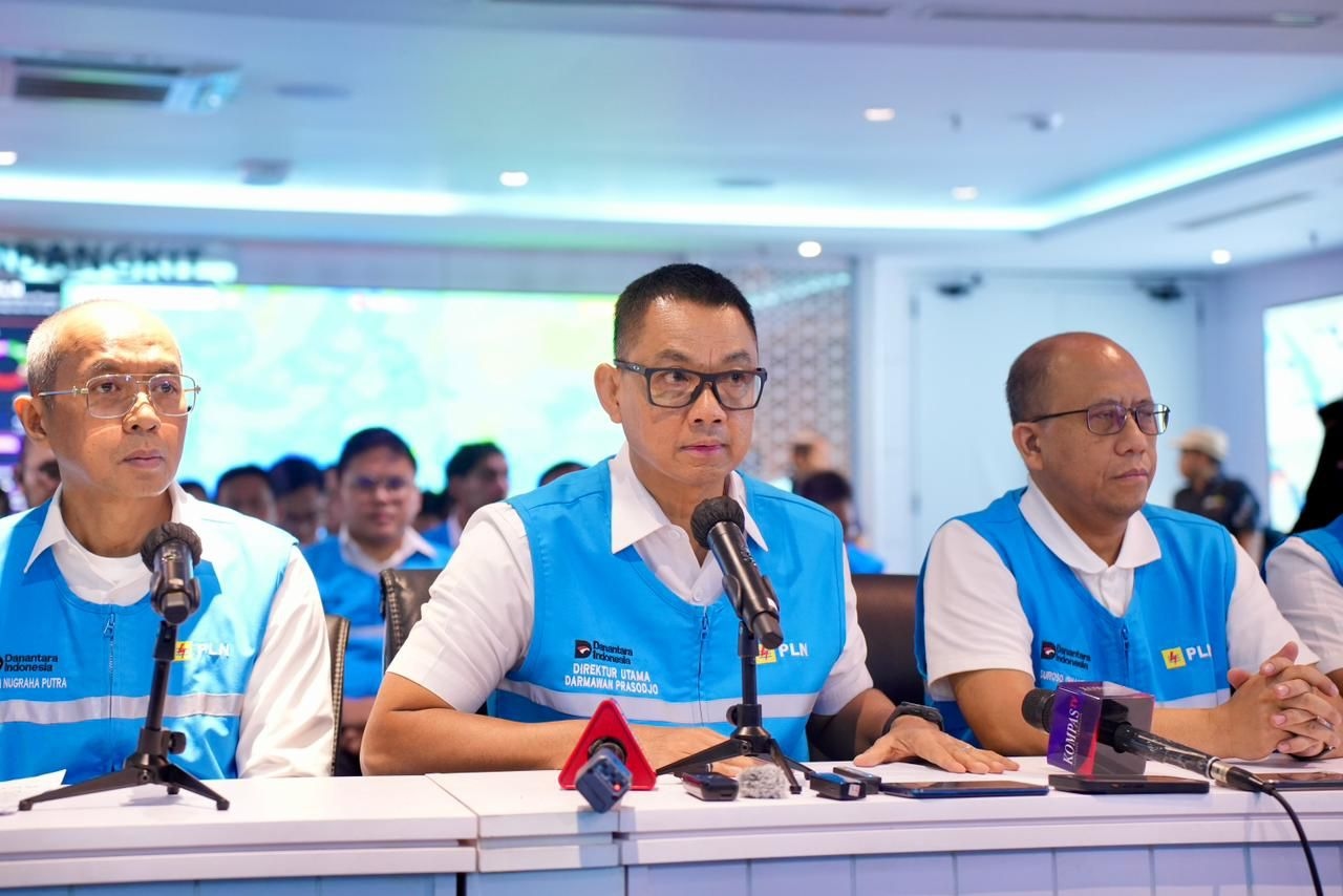 Kebut Pemulihan Sistem Kelistrikan Sumatra, PLN: 8,3 Juta Pelanggan Kembali Nikmati Listrik