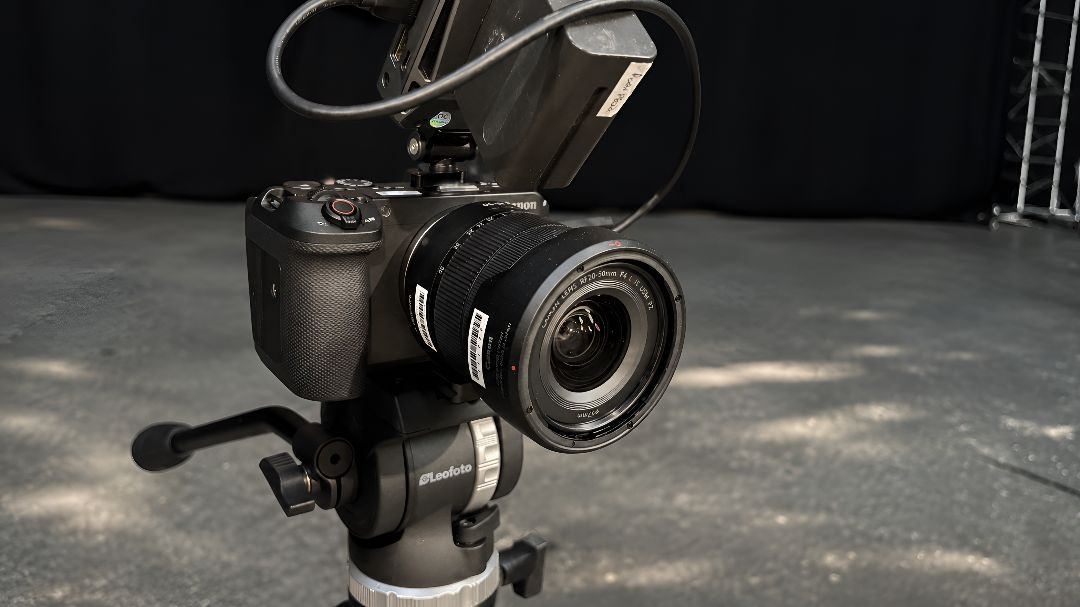 Canon Rilis EOS R6 V, Kamera Full-Frame yang Fokus untuk Produksi Video Multi-Format