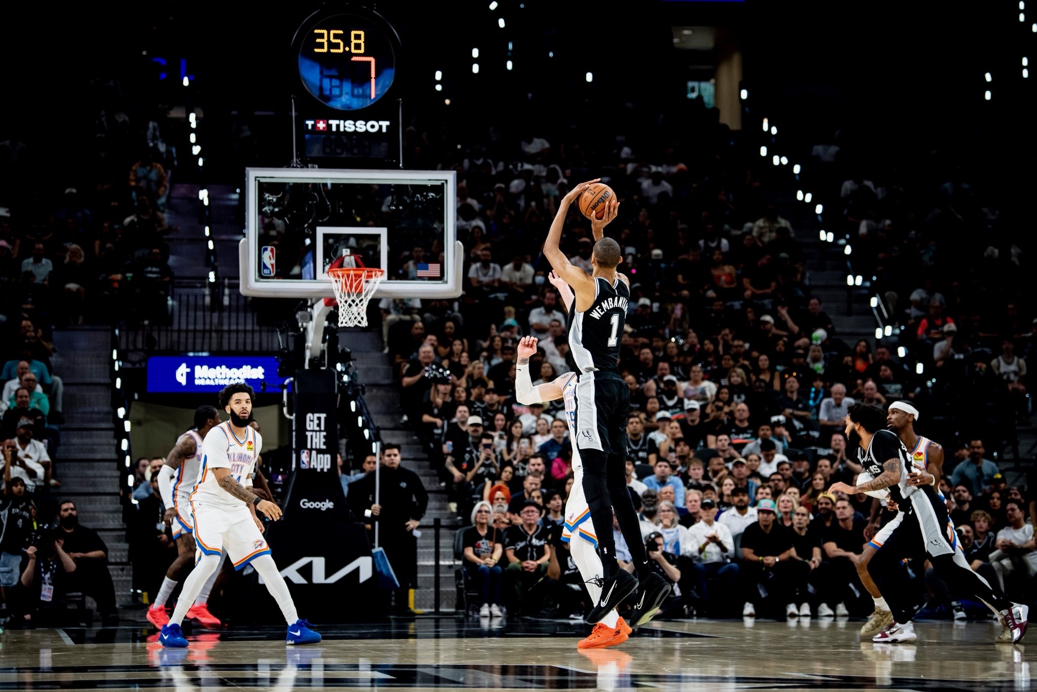 Play-Off NBA: Wembanyama On Fire! Spurs Hancurkan Thunder untuk Paksakan Gim Ketujuh