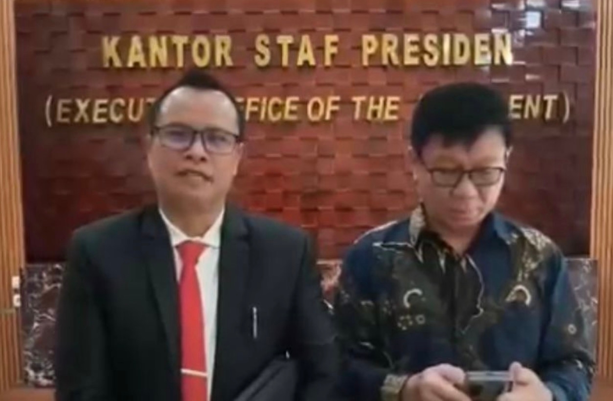 PT PMM Serahkan Bukti Perizinan 15 Kontainer Ilmenit ke Kantor Staf Kepresidenan
