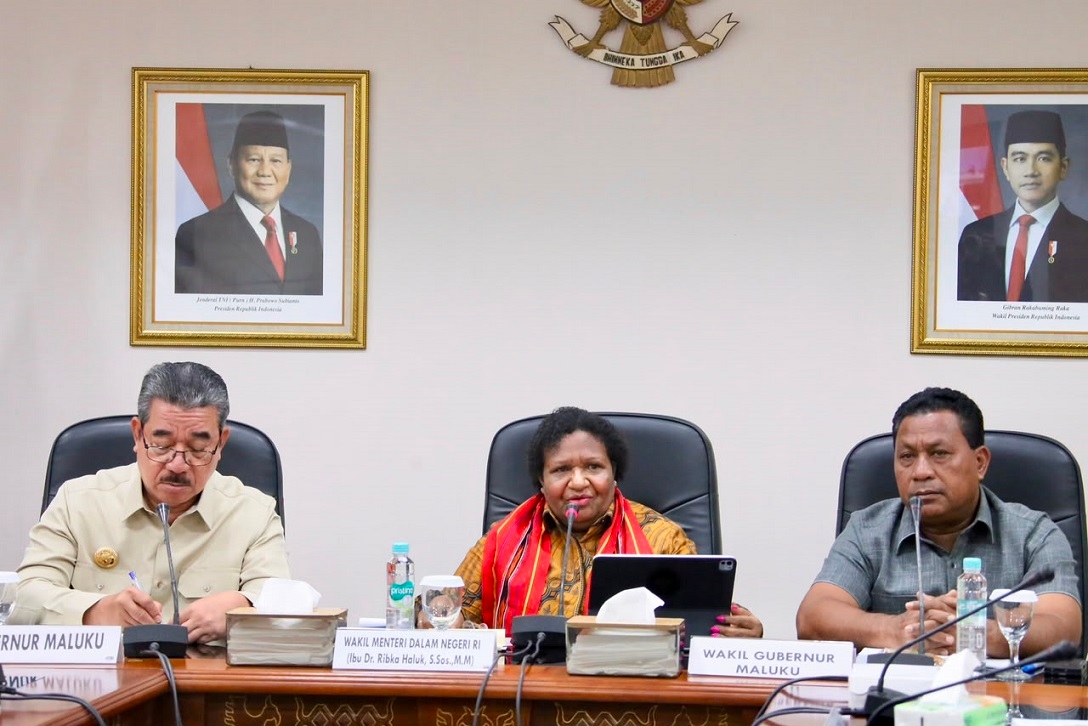 Percepat Pertumbuhan Ekonomi, Wamendagri Ribka Dorong Pemda Maluku Optimalkan Potensi Maritim