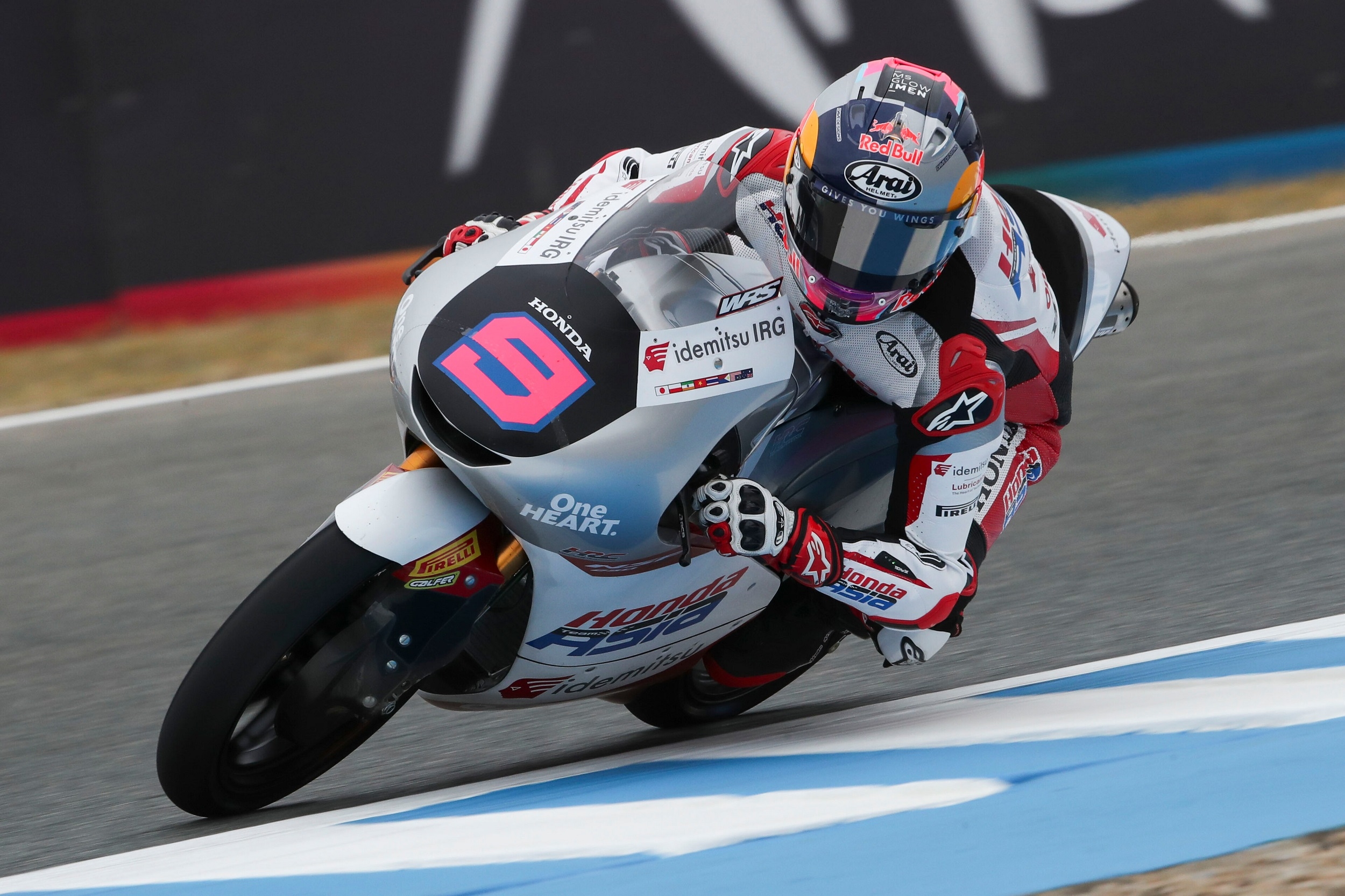 Moto3 Hungaria: Terganjal Penalti, Veda Ega Pratama Finis di Luar Zona Poin