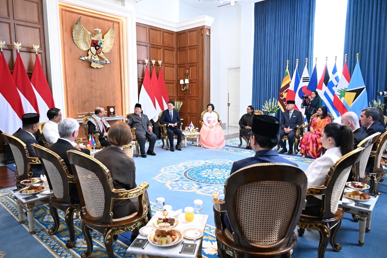 Prabowo Terima Surat Kepercayaan dari 8 Dubes Negara Sahabat, Ada Palestina hingga Lebanon