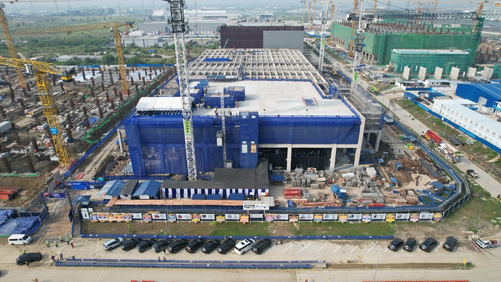 PLN Siapkan Pasokan Listrik 2x725 MVA untuk Data Center Raksasa di Cikarang