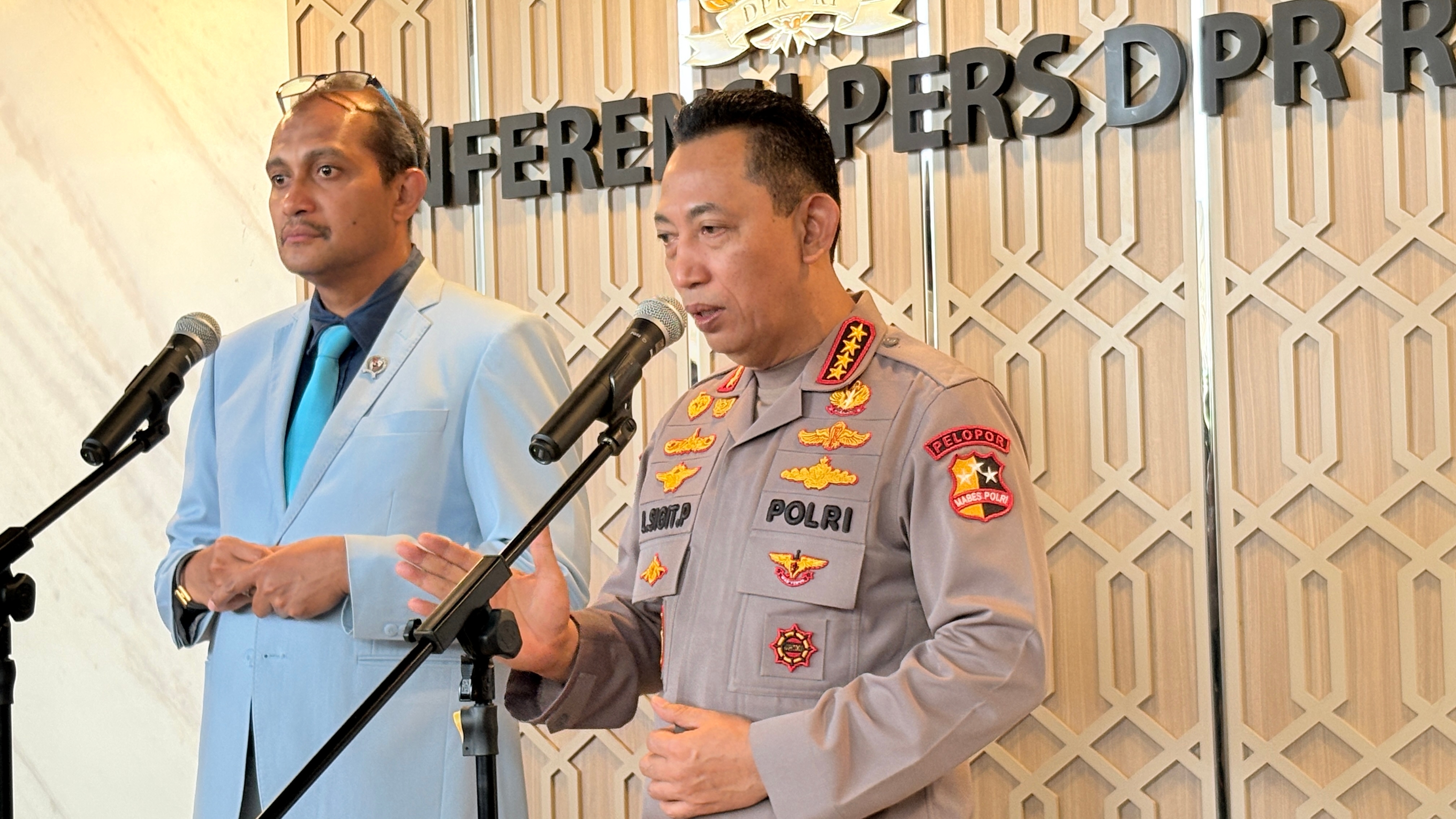 Perubahan Batas Usia Pensiun Dikhawatirkan Hambat Karier Personel, Kapolri: Semua Sudah Diatur