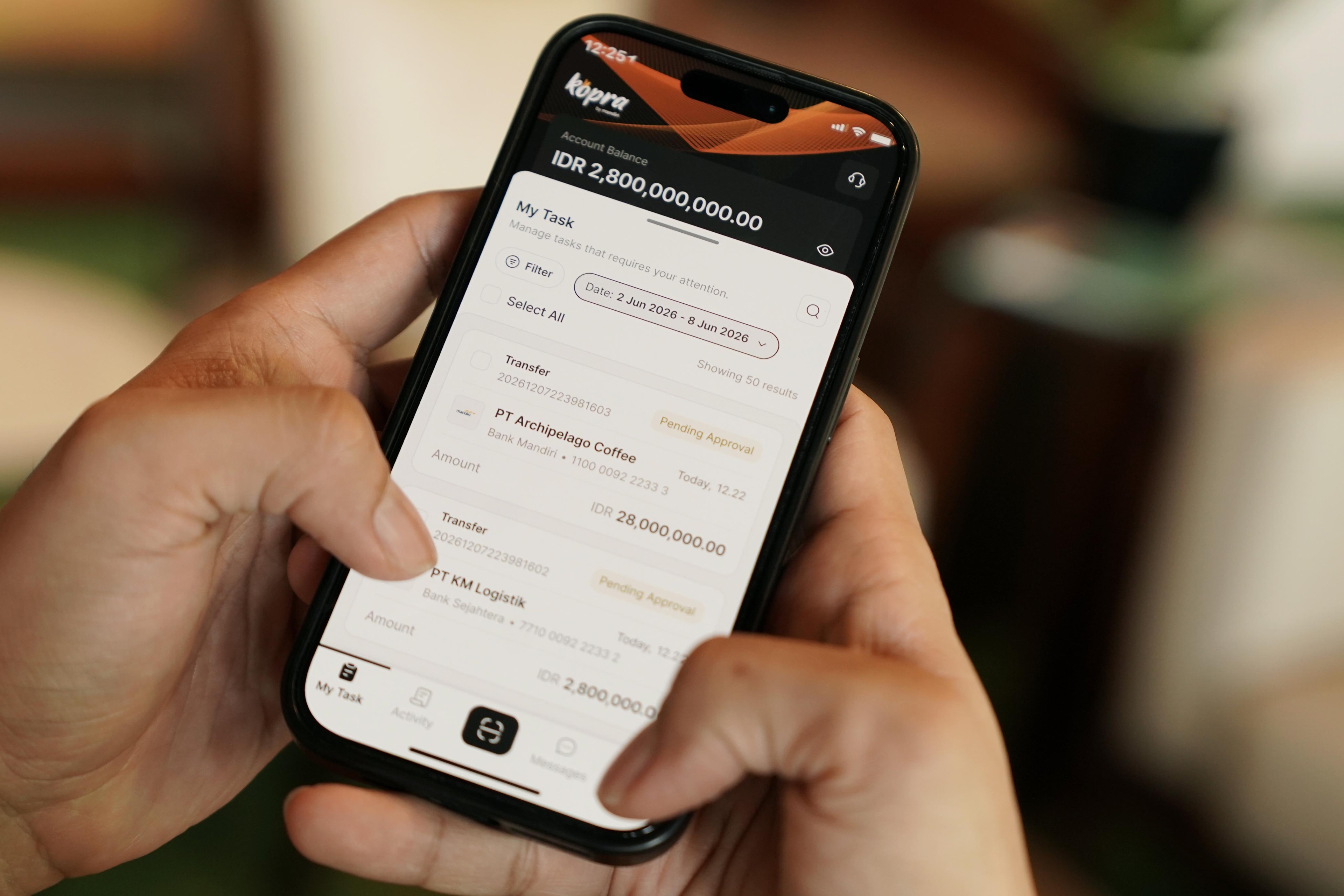 Bank Mandiri Perbarui Kopra Mobile, Transaksi Bisnis Kian Praktis