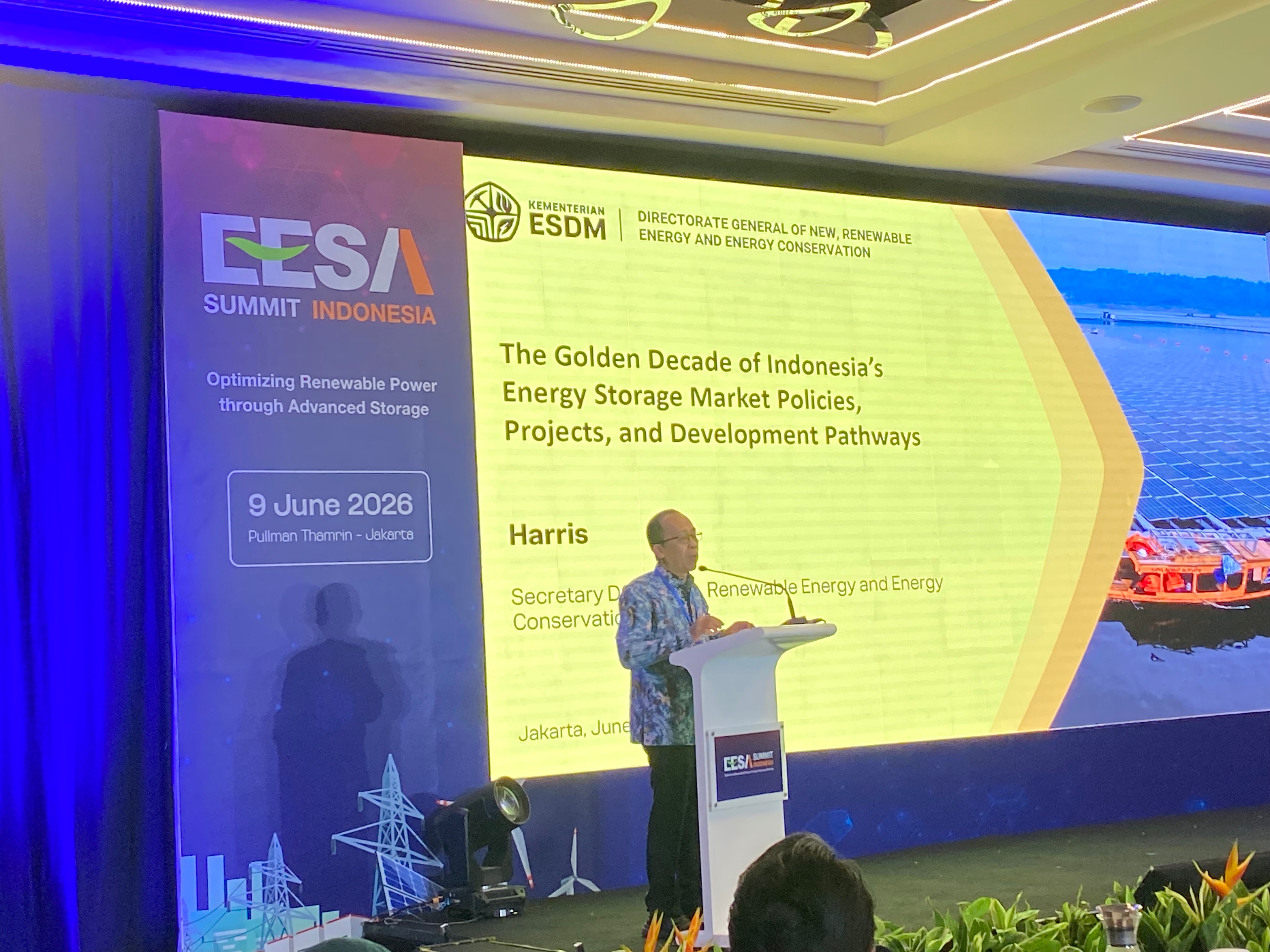 Kementerian ESDM Kejar PLTS 100 GW, BESS Jadi Kunci Transisi Energi
