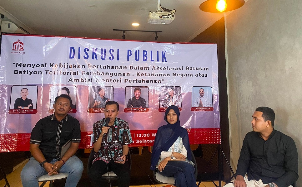 Langkah Menhan Sjafrie Sjamsoeddin Membentuk Yon TP Seolah Lampaui Kekuasaan Presiden
