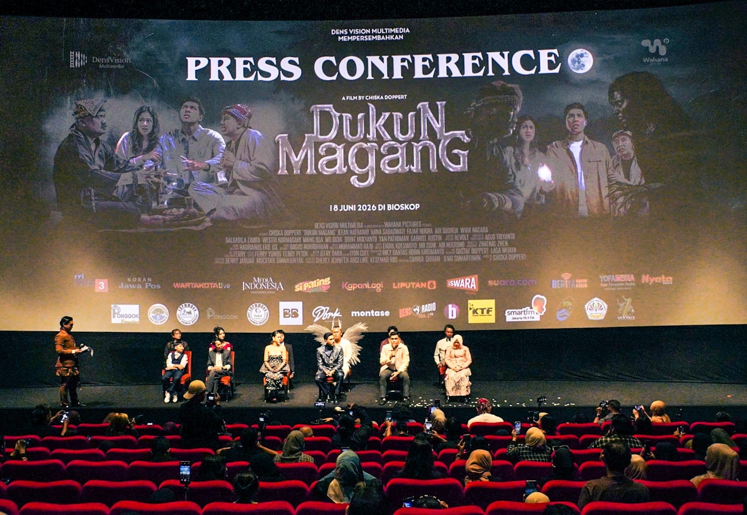 ​Mengulik Dukun Magang, Horor Komedi Segar Siap Guncang Bioskop 18 Juni