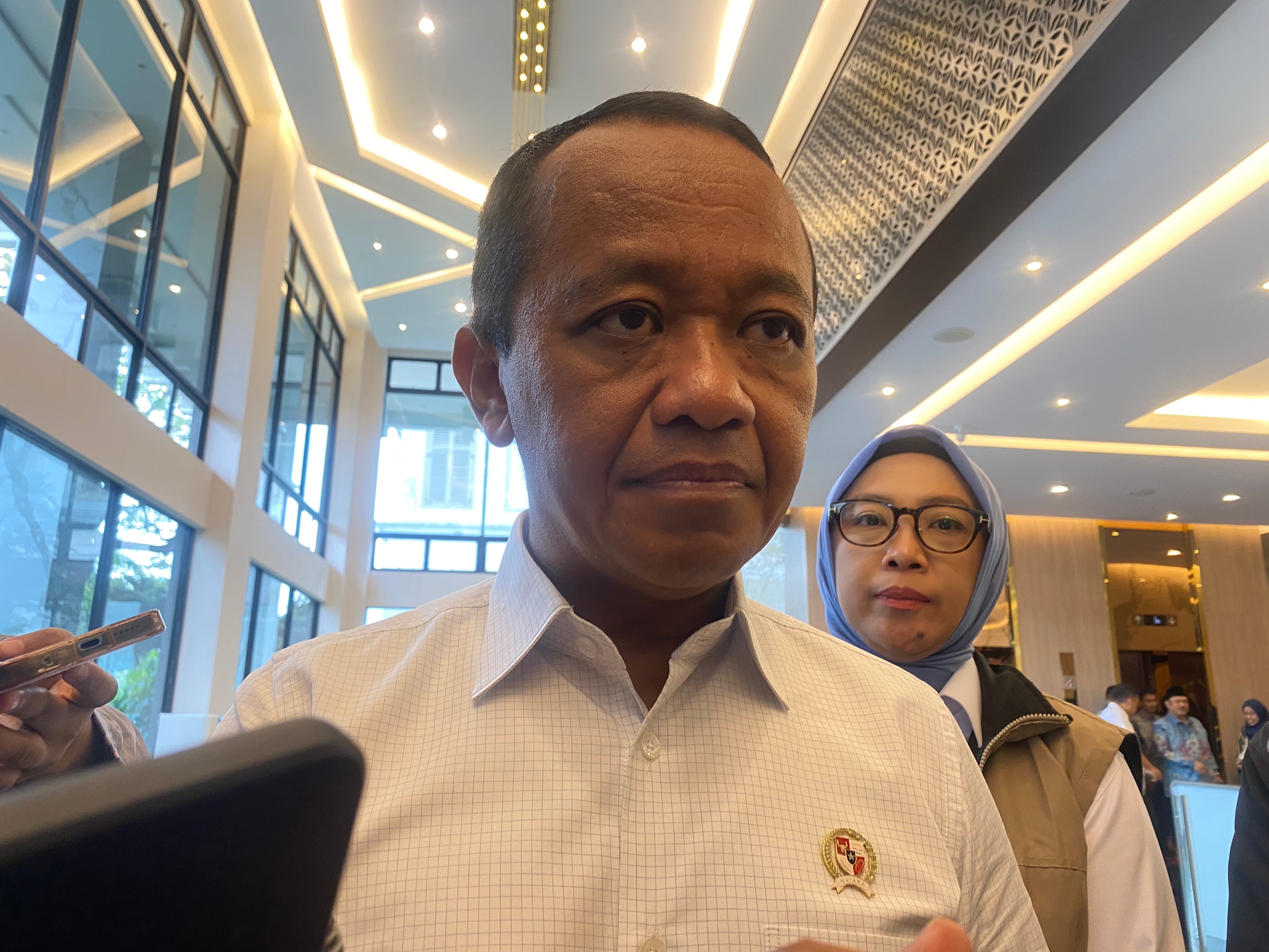 Rapat dengan Menko Airlangga, Bahlil Ungkap Nasib Subsidi dan B50